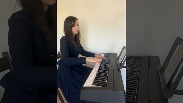 INTERSTELLAR. Исполняет студентка моей премиальной программы по фортепиано с нуля Анастасия смотреть онлайн
