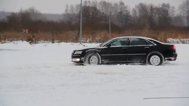 Audi A8 In Snow смотреть онлайн