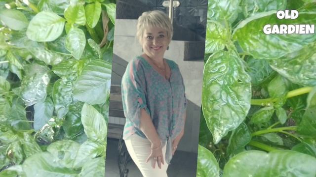 Natural Women Over 70 In Tight Mini Dress ,elegantly Dressed Classy 7 | Classy Outfit