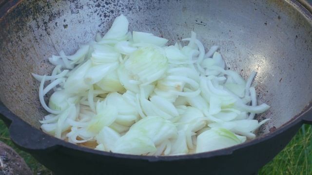 VERY DELICIOUS RABBIT COOKED IN A CAULDRON BY THE RIVER - ASMR!
