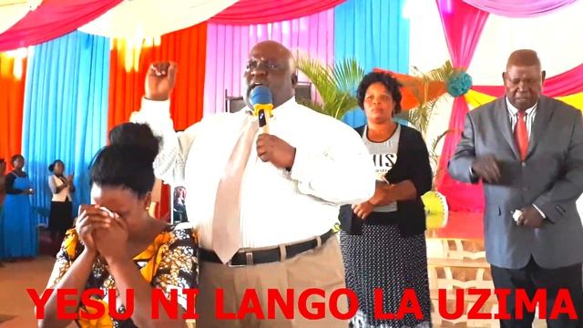 "Nimekaa Dar-es-salam miaka 23 sijaona"[HAKIKA MUNGU YUPO] YESU NI LANGO LA UZIMA-mele seleli part' смотреть онлайн