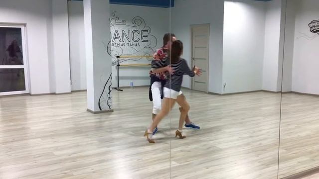 Супер сальса с супер Викой! Специально с опытом из Китая, ещё месяц ведём занятия вместе! смотреть онлайн