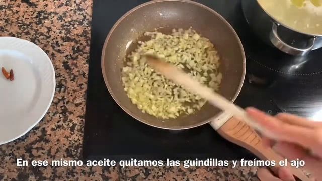 Como preparar unos ESPAGUETIS CON SALSA PICANTE 🌶 🌱 смотреть онлайн