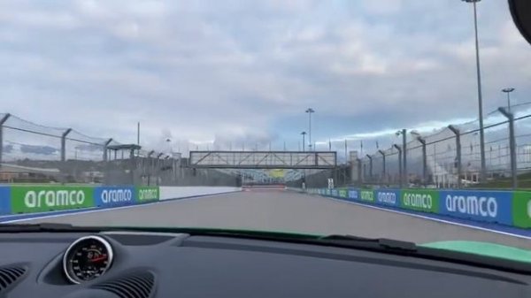 Race taxi on Porsche Cayman GTS 4.0 (manual gearbox)