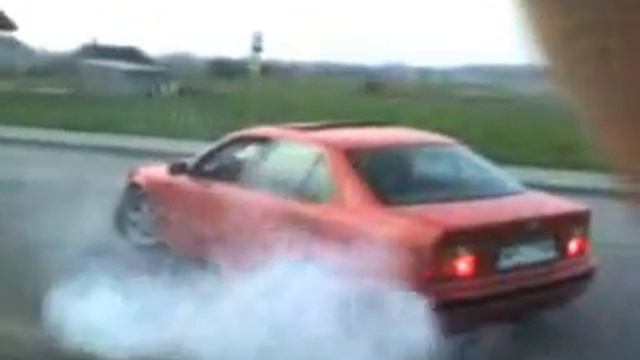 LASKA STUDIO - BMW seria 3 1.8 смотреть онлайн