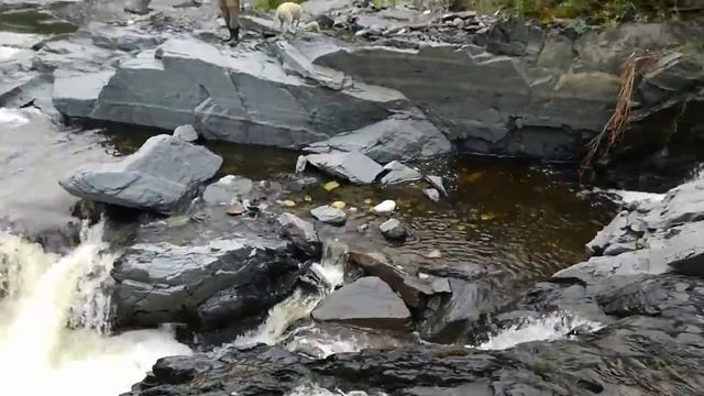Водопад 125 км Тополинская трасса РС(Я). смотреть онлайн