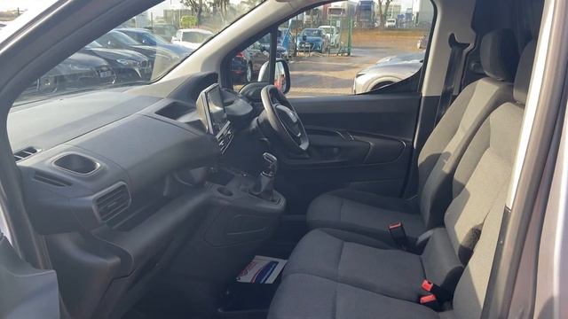 Peugeot Partner (21) Reg, Manual смотреть онлайн