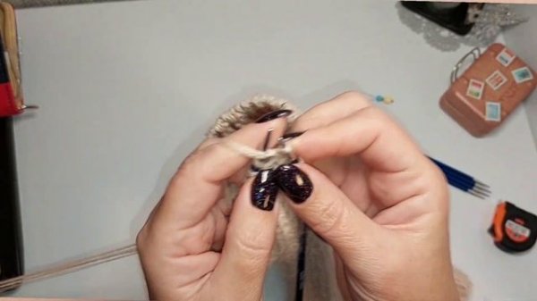 Шапка из пуха норки резинкой 2×2