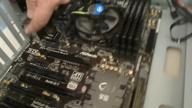 How To Install A Graphics Card 2012 - Step 7 смотреть онлайн