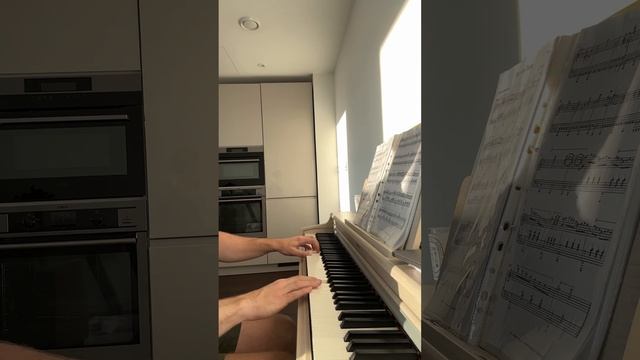 INTERSTELLAR. Исполняет студент моей премиальной программы по фортепиано с нуля Александр смотреть онлайн