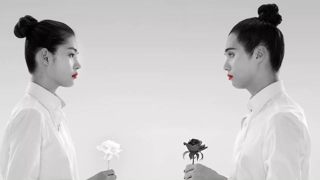 Bold Lip Make Up from Korea - Son & Park смотреть онлайн