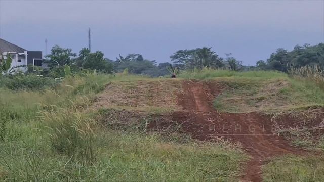HERGIE - Latihan Motocross pakai mini motor RXF 50cc смотреть онлайн