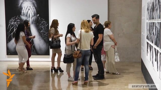 Երևանում ցուցադրվում է Տիգրան Ձիթողցյանի «Հայելիներ» շարքը смотреть онлайн