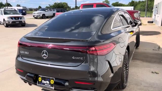 2022 Mercedes EQS смотреть онлайн