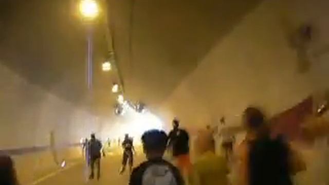 Prejazd pravou rurou tunela Sitina v Bratislave смотреть онлайн