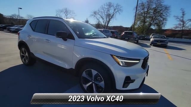 New 2023 Volvo XC40 Plus Dark Theme, Summit, NJ 230133 смотреть онлайн