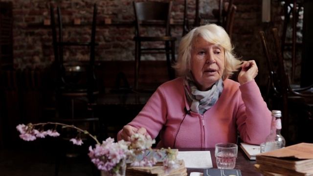 Průvodkyně mladých básníků: Michaela Jacobsenová смотреть онлайн