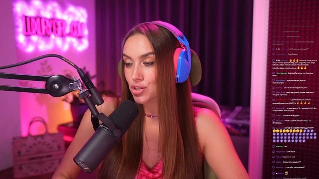 Читка с участием Luxury Girl / Общение с чатиком смотреть онлайн