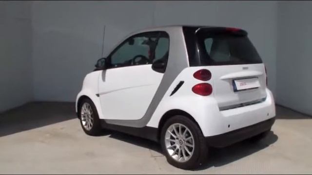 SMART ForTwo 1000 62 kW coupé passion Silver смотреть онлайн