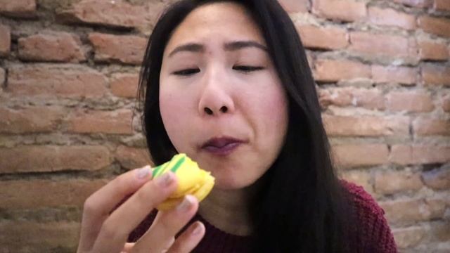 ASMR RAINBOW MACARONS PARTY 🌈 마카롱  MUKBANG SOFT CRUNCH Eating Sounds Whispering PRIDE W/ Subtitles