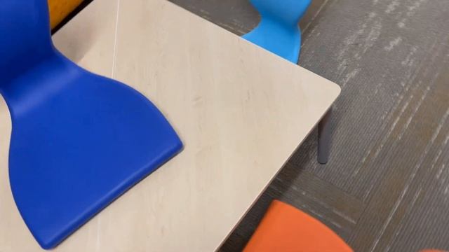 M Bob Floor Seat by Muzo and OS Schools смотреть онлайн