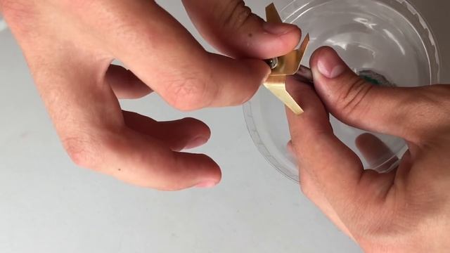 How to Make an Electric Blender using Plastic Cup - Simple Way - Tutorial смотреть онлайн