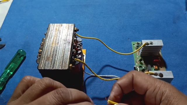 200W का इनवर्टर घर पर बनाएं। How to make 200 watt inverter at home? смотреть онлайн