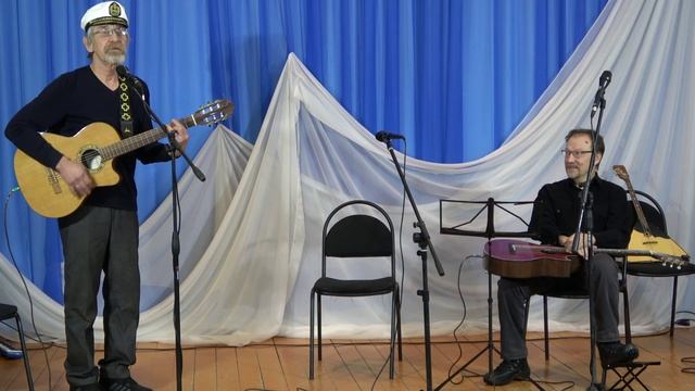 36 Листья кружат в небе словно птицы... - Григорий Лебедев