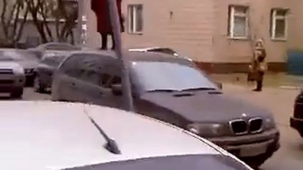 Бабушка атаковала беху Х5