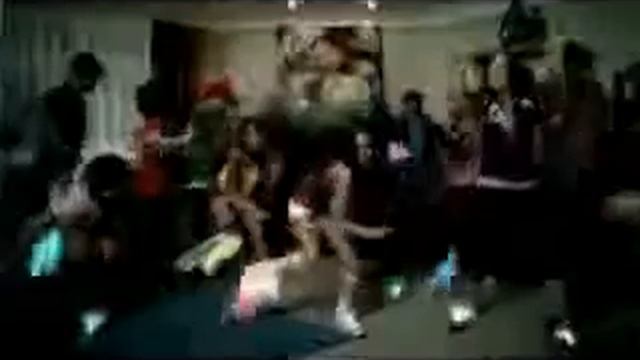 vanessa hudgens - sneakernight смотреть онлайн