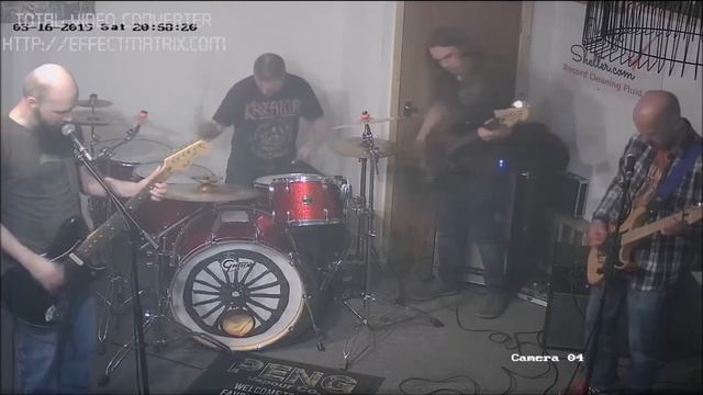 WhOreMoAN - "Killer Gorilla" - Live in the Vape Store (2019)(CCTV Cam) смотреть онлайн