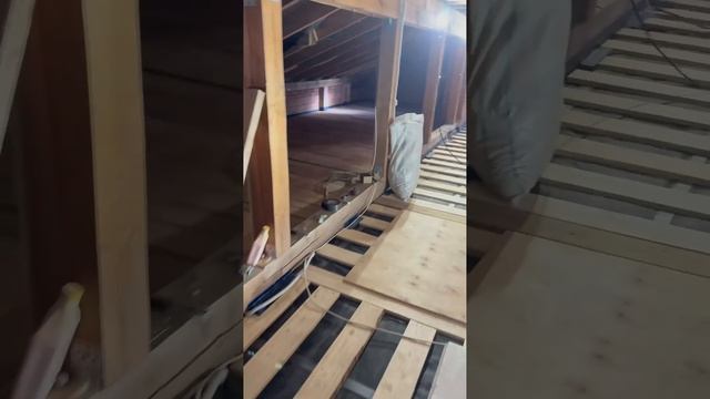 Закончили утепление чердачного перекрытия. Обзор объекта🥸 смотреть онлайн