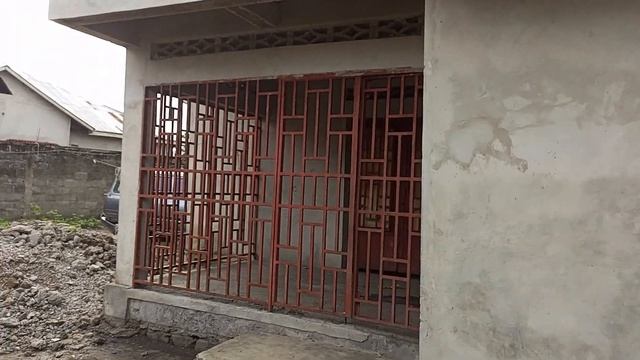 LOPANGU YA 25/20 m.CLOTURE NA NDAKU 80000$ À DISCUTER NA PLAZA.BAT À 100m DU BLVD+243901913341 смотреть онлайн