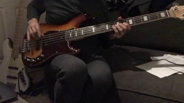 Heart - Barracuda Bass Cover смотреть онлайн