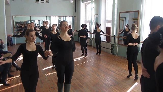 Хореография 1 курс - 6 ч. смотреть онлайн