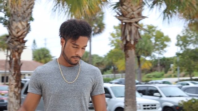 Client Testimonials Beach House v1 смотреть онлайн