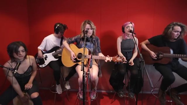 Hey Violet cover 'How Deep is Your Love' by Calvin Harris смотреть онлайн
