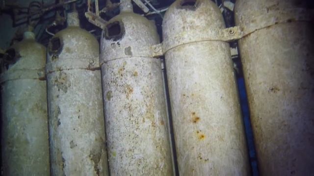 Scuba Diving The Beautiful Grand Cayman