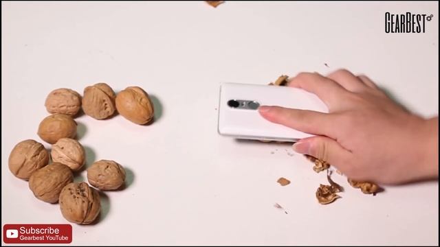 Crack Walnut?! Leagoo M5 3G Smartphone's Tough Screen - Gearbest.com смотреть онлайн
