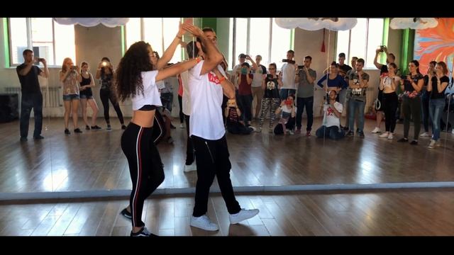 Salsa On2 workshop - Samuel & Sophia (Funflow Dance) @ Respublika (Russia) смотреть онлайн