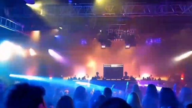 Dance Until Dawn смотреть онлайн