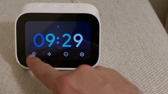 Xiaomi Mi Smart Clock installatie en werking смотреть онлайн