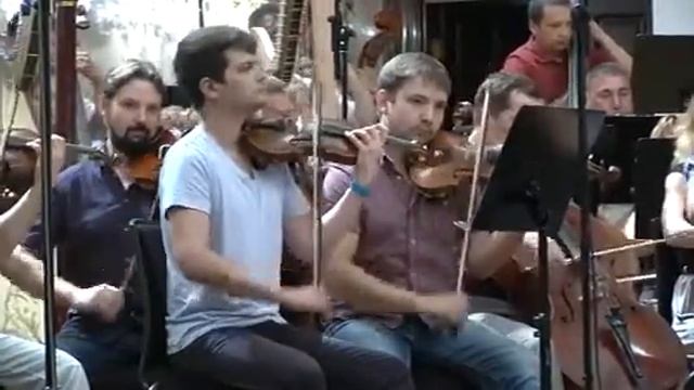 Рустам Минниханов послушал оркестр Александра Сладковского смотреть онлайн