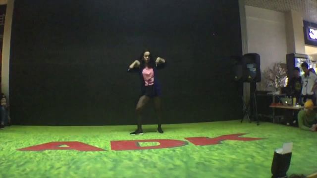 Nadezhda Pak | Waacking Judge Showcase | Da Freshest Kids смотреть онлайн