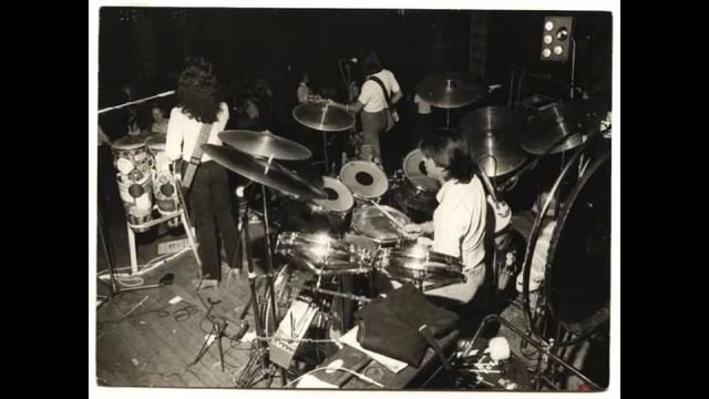 Hot & Sweet Band Instrumental Ballroom Dance tune at Sembach AB in Germany on Dec 1978 смотреть онлайн