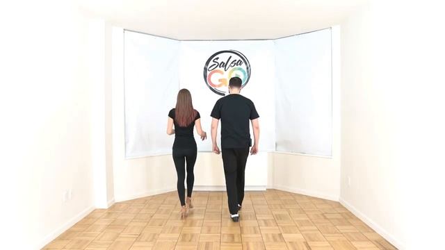 Salsa Dancing for Beginners - Right Turn Footwork смотреть онлайн