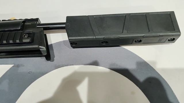 The HK MP7 and Mini Uzi break barrel air rifles. смотреть онлайн