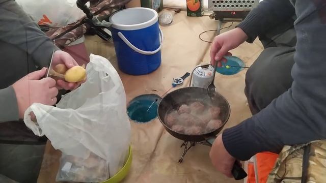 Экстремальная. Ночная Рыбалка. В Лютый Мороз.Реванш по СУДАКУ. Ураганный Ветер. Жареная Рыба! Часть