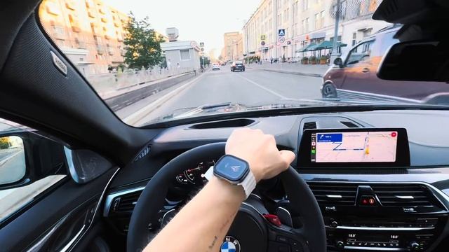 BMW M5 F90 ОТ ПЕРВОГО ЛИЦА | По Москве под Макана | Deikin Exhaust смотреть онлайн