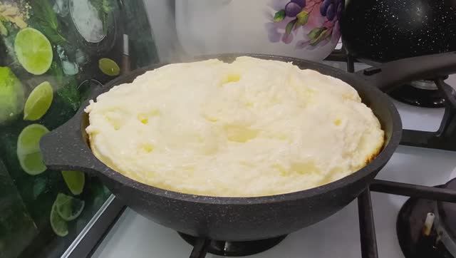 Идеальный ОМЛЕТ 👍 Как приготовить омлет на сковороде 🍳 смотреть онлайн